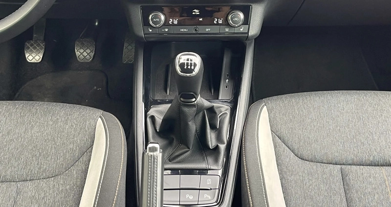 Skoda Kamiq cena 113700 przebieg: 11306, rok produkcji 2023 z Szamotuły małe 79